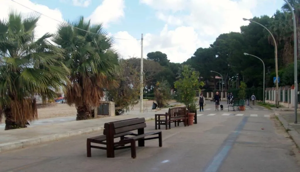 Near The Beach Palermo 0*,  Italy